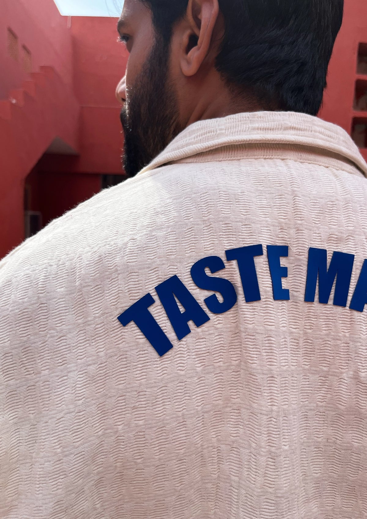 The 'taste-maker' Overshirt- off white