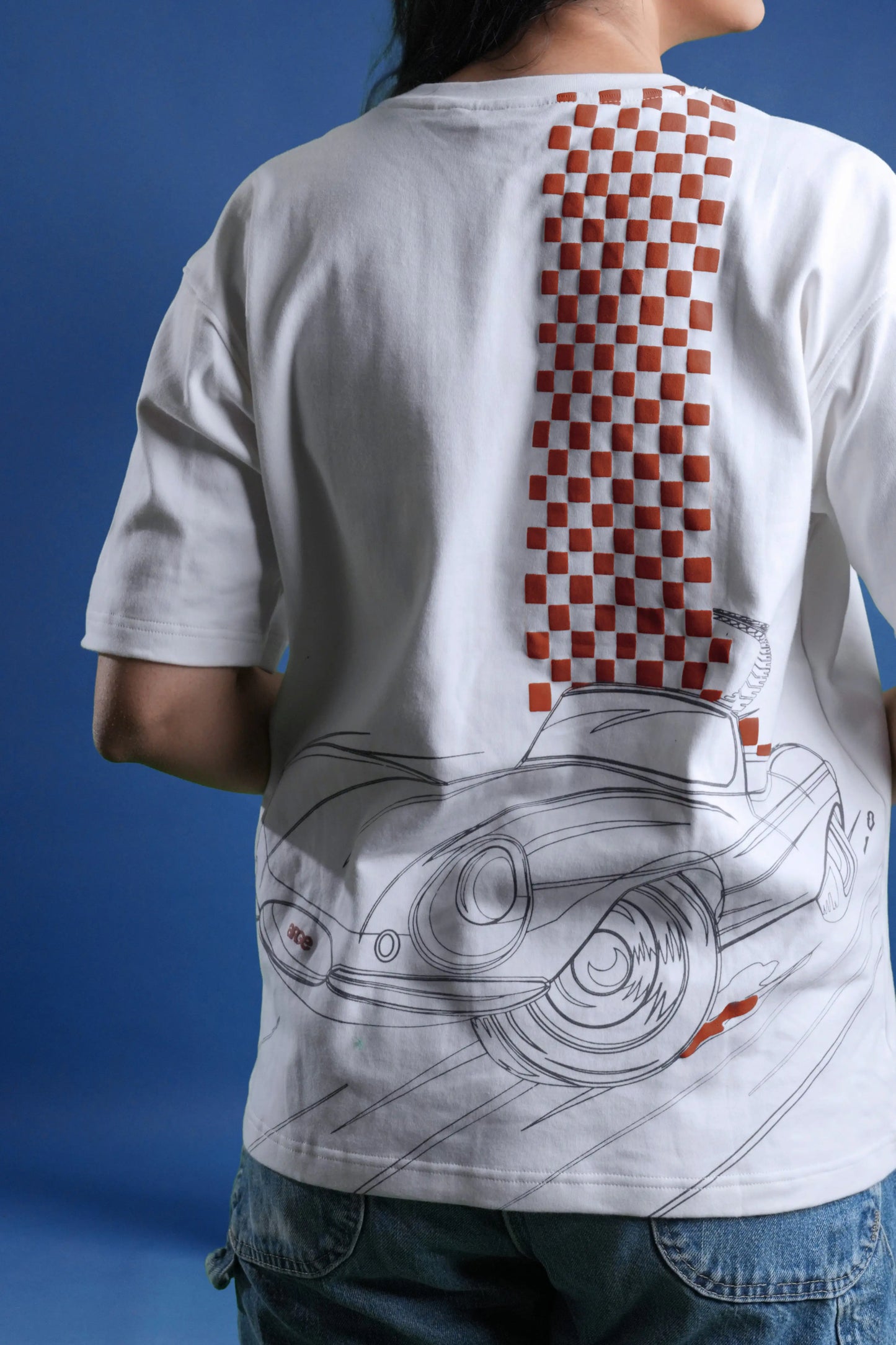 White oversized printed T shirt